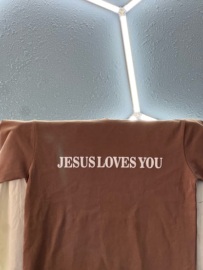 Unisex Jesus loves you t-shirt